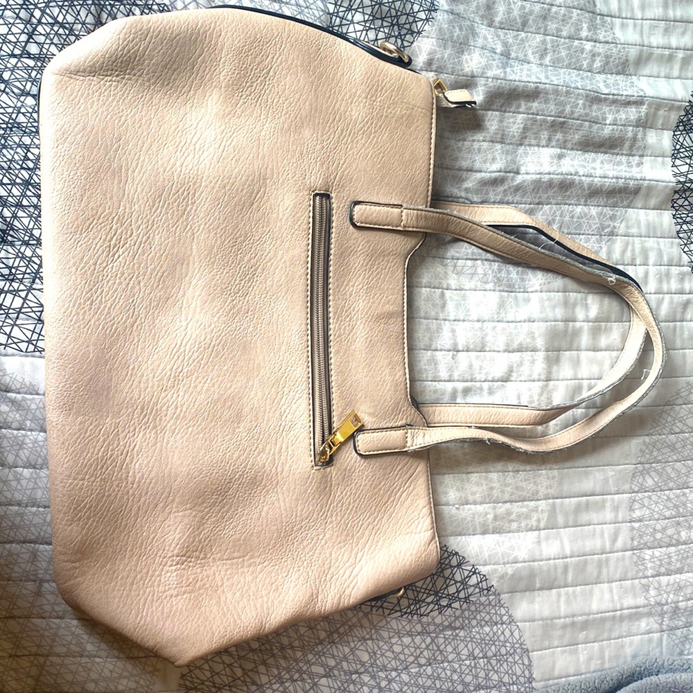 Leather beige tote bag